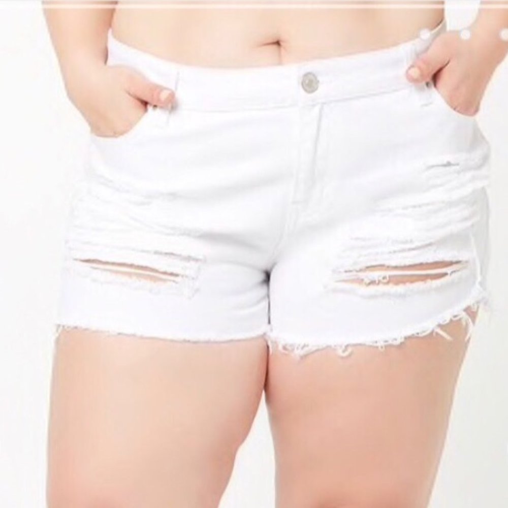 NWT White Forever 21 Distressed Jean Shorts 20